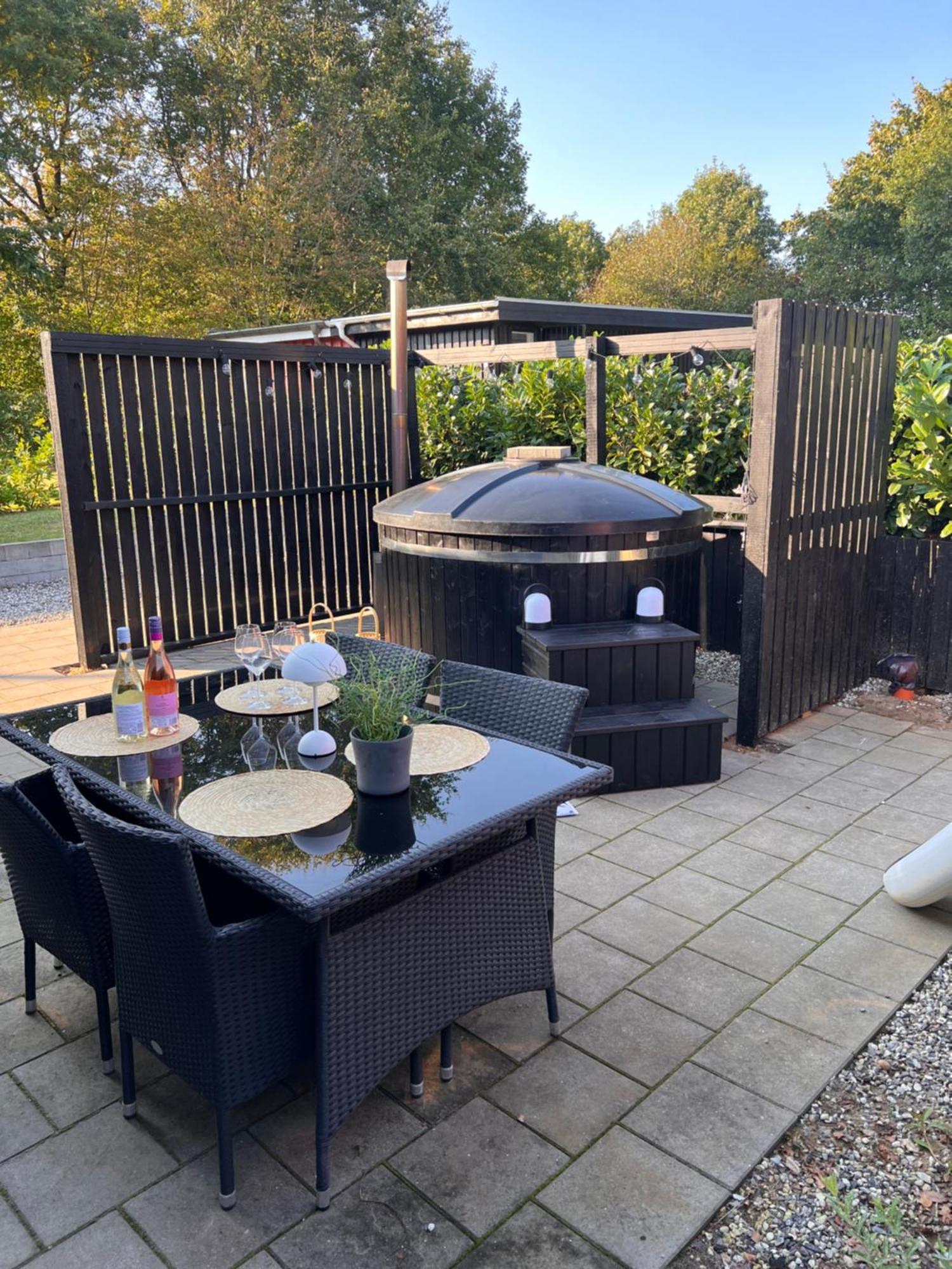 Huset Ved Soen Taet Pa Herning Og Mch Og Boxen 90 M2 Sunds Exterior foto